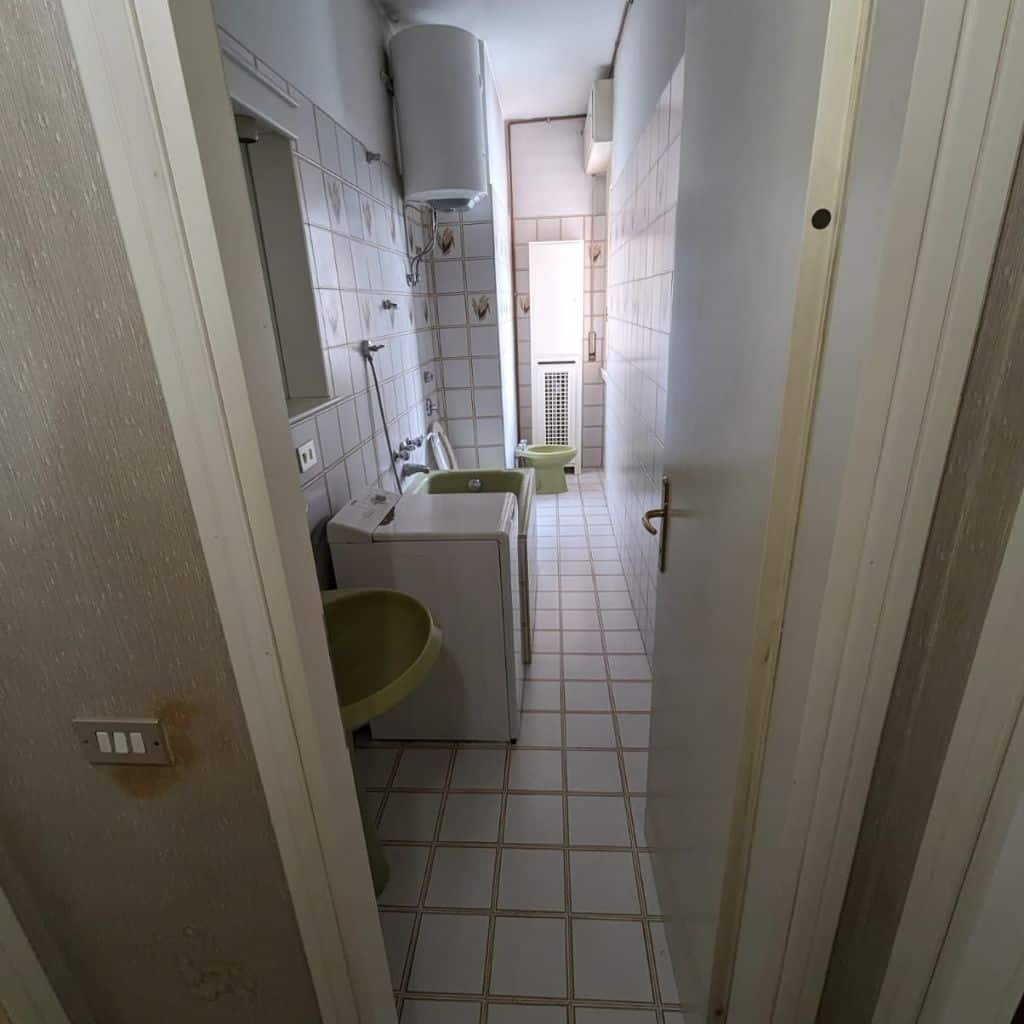 13 bilocale-45mq-navigli-prima-bagno